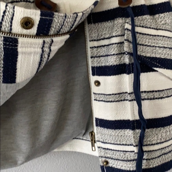 LOFT jacket - Picture 5 of 6